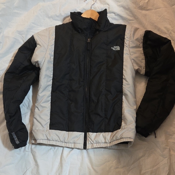 The North Face Women's Black Ski Jacket - Picture 6 of 9
